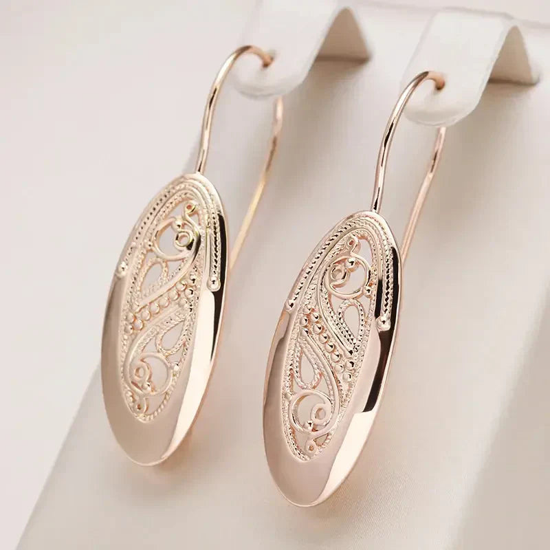 Elara – Gleam Drop Gold Earrings